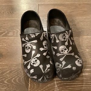 Sanita Skull Clogs